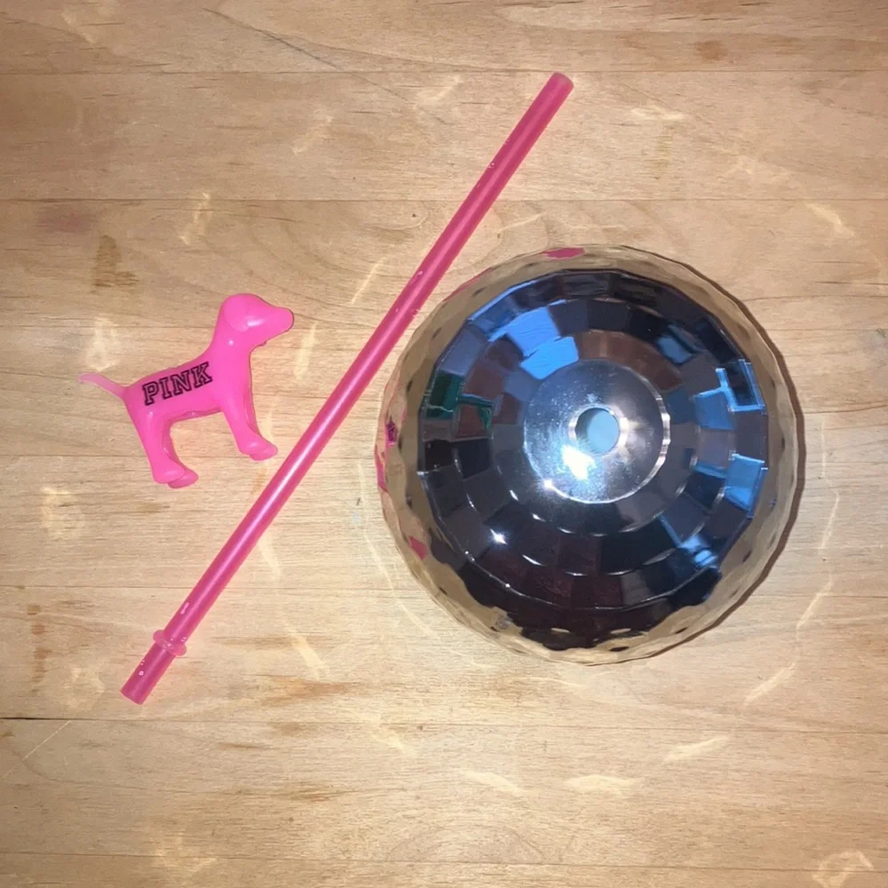 Vs Pink Limited edition disco ball collector’s cup💕 - Picture 5 of 5